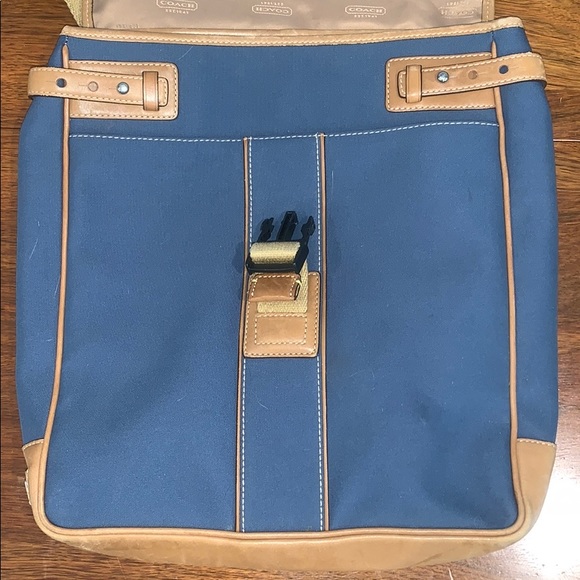 Coach Women’s Workbag - Picture 5 of 10